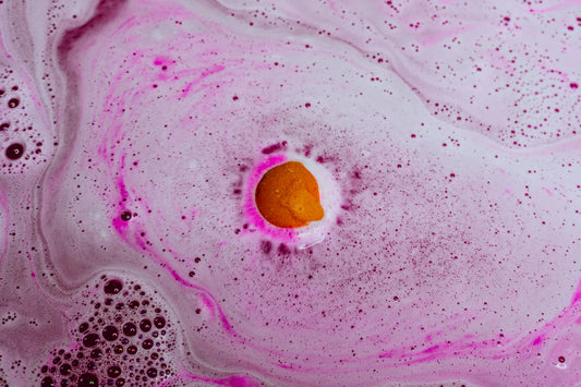 Famous - 180g Bath Bomb